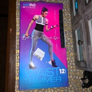 NEW Women’s black leopard print waist trainer